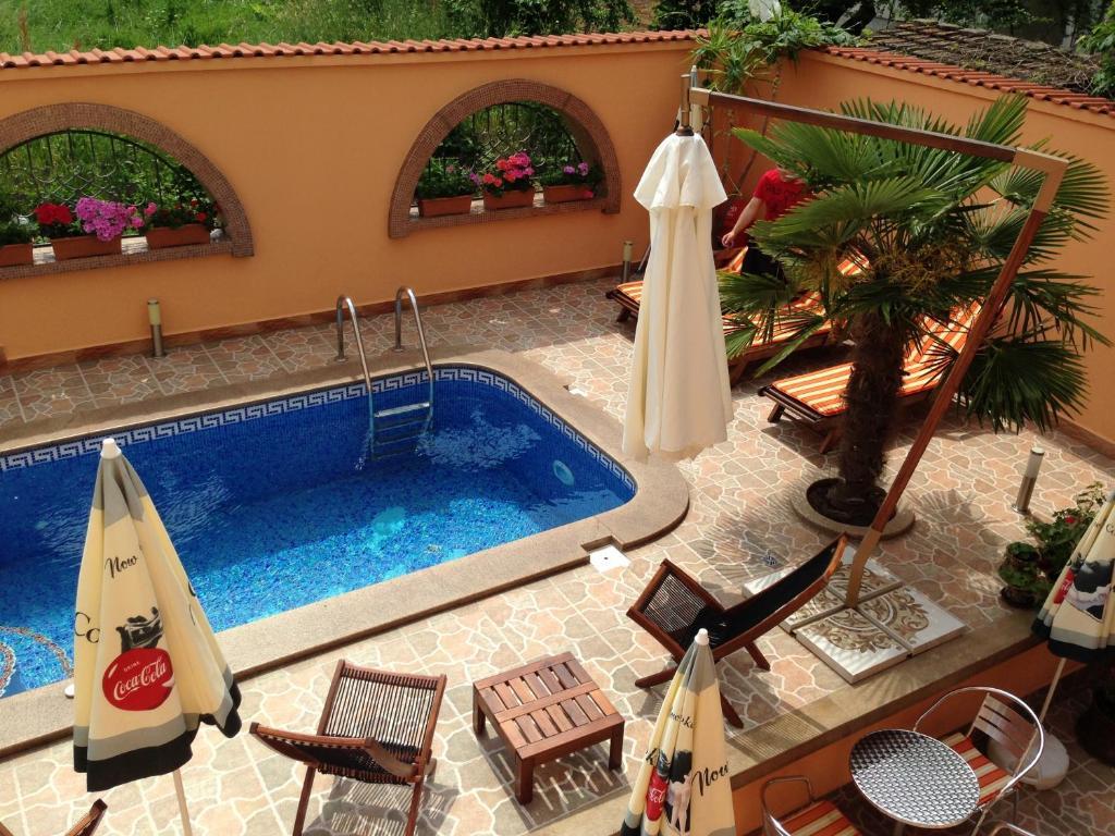 קיטן Family Hotel Hit מראה חיצוני תמונה